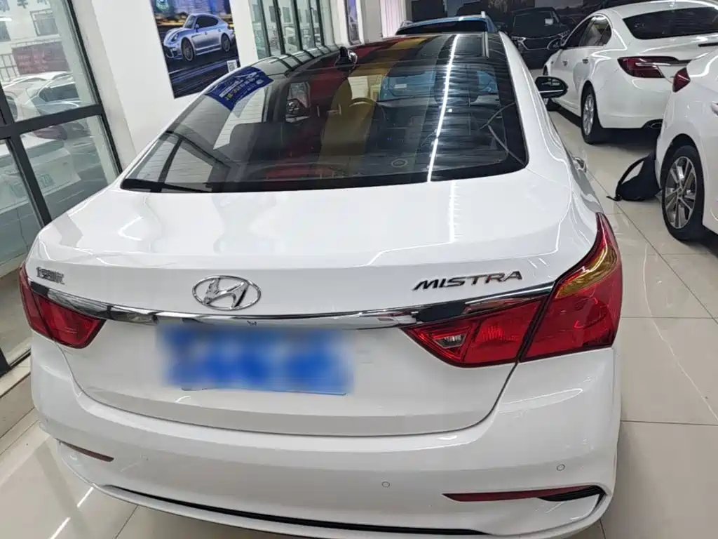 Hyundai Mistra — миниатюра 6