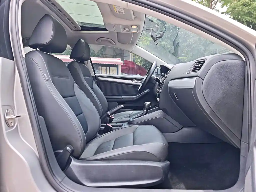 Volkswagen Sagitar — миниатюра 19