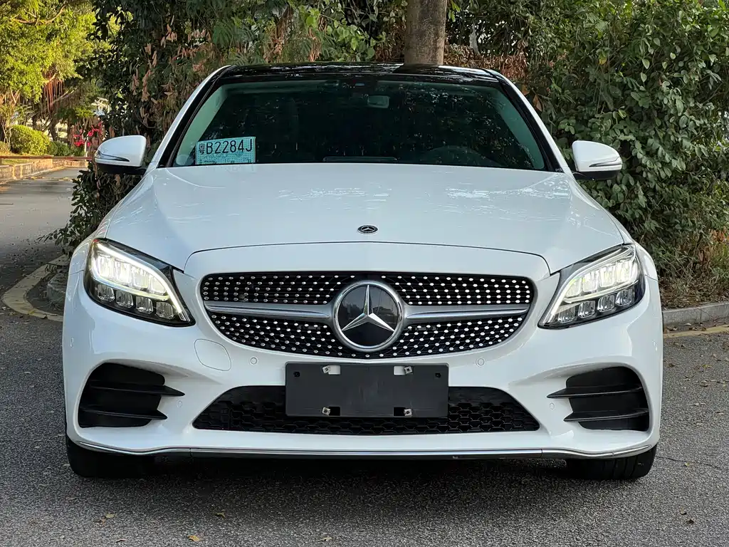 Mercedes-Benz C-Class — миниатюра 3