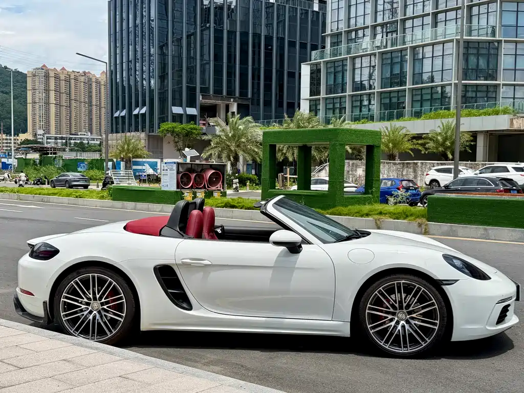 Porsche 718 2018 Boxster 2.0T