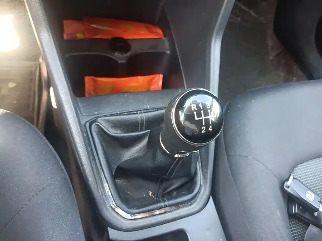 Volkswagen Jetta — миниатюра 19