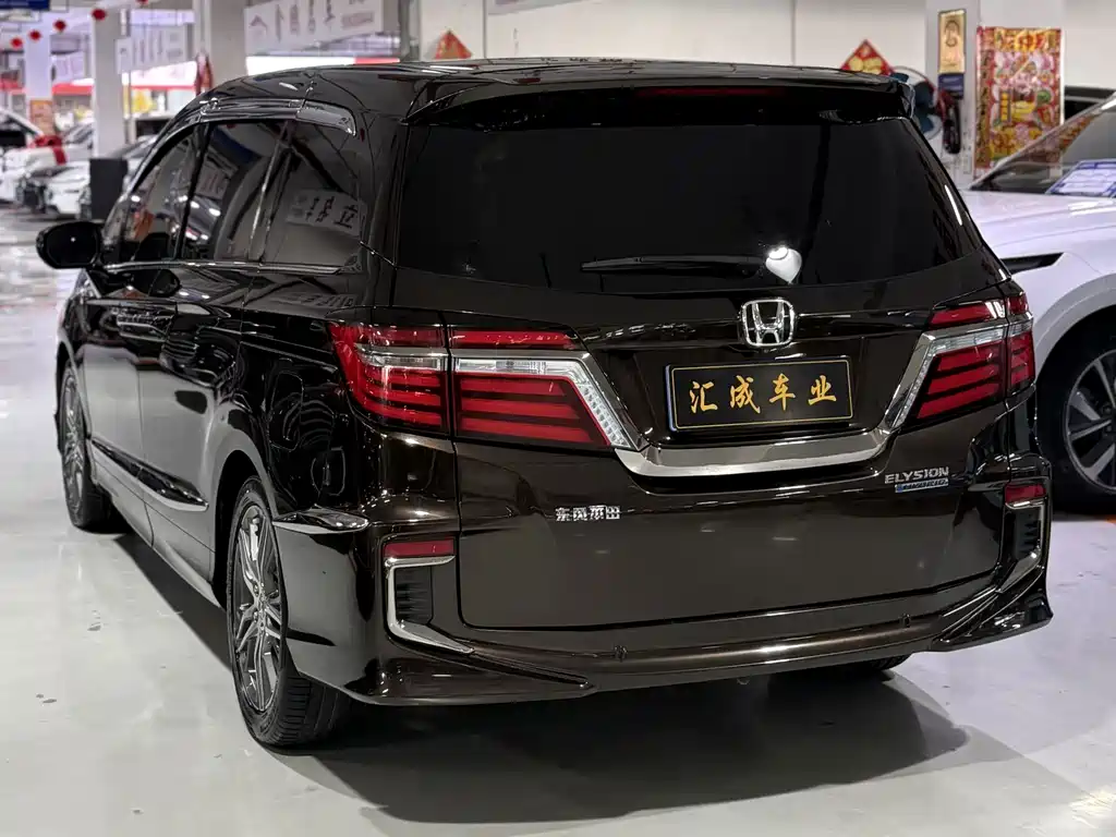 Honda Elysion — миниатюра 9