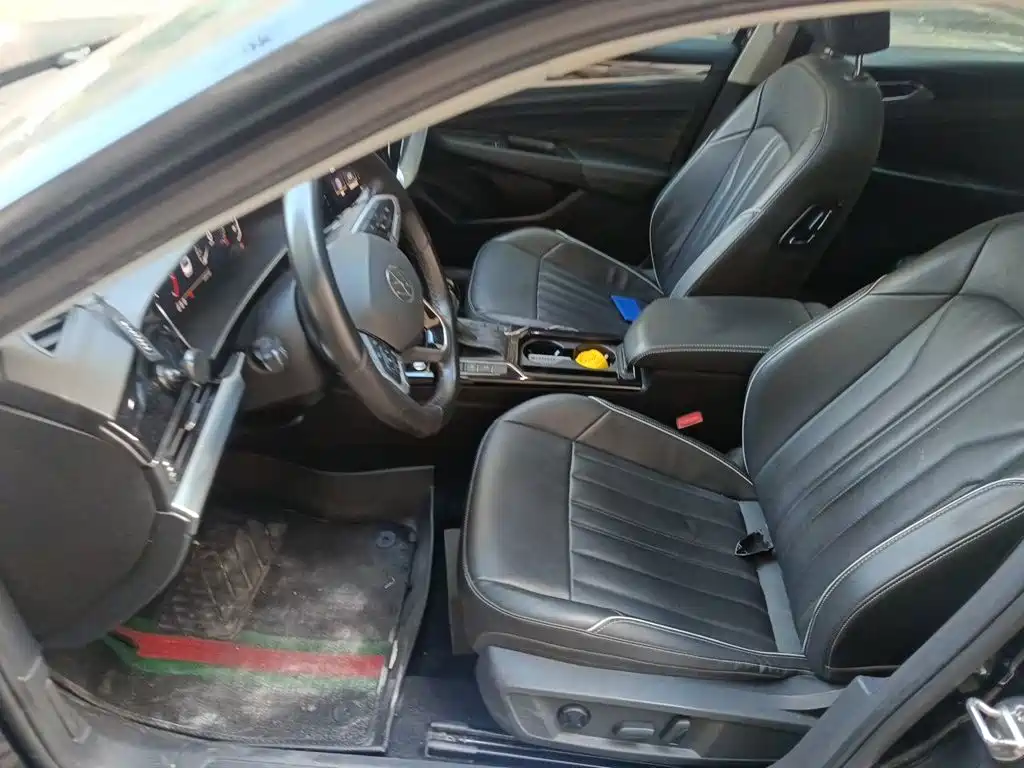Volkswagen Passat — миниатюра 11