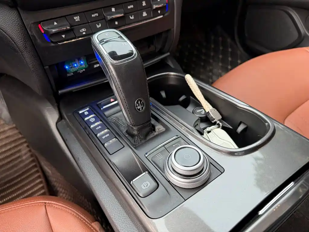 Maserati Ghibli — миниатюра 9