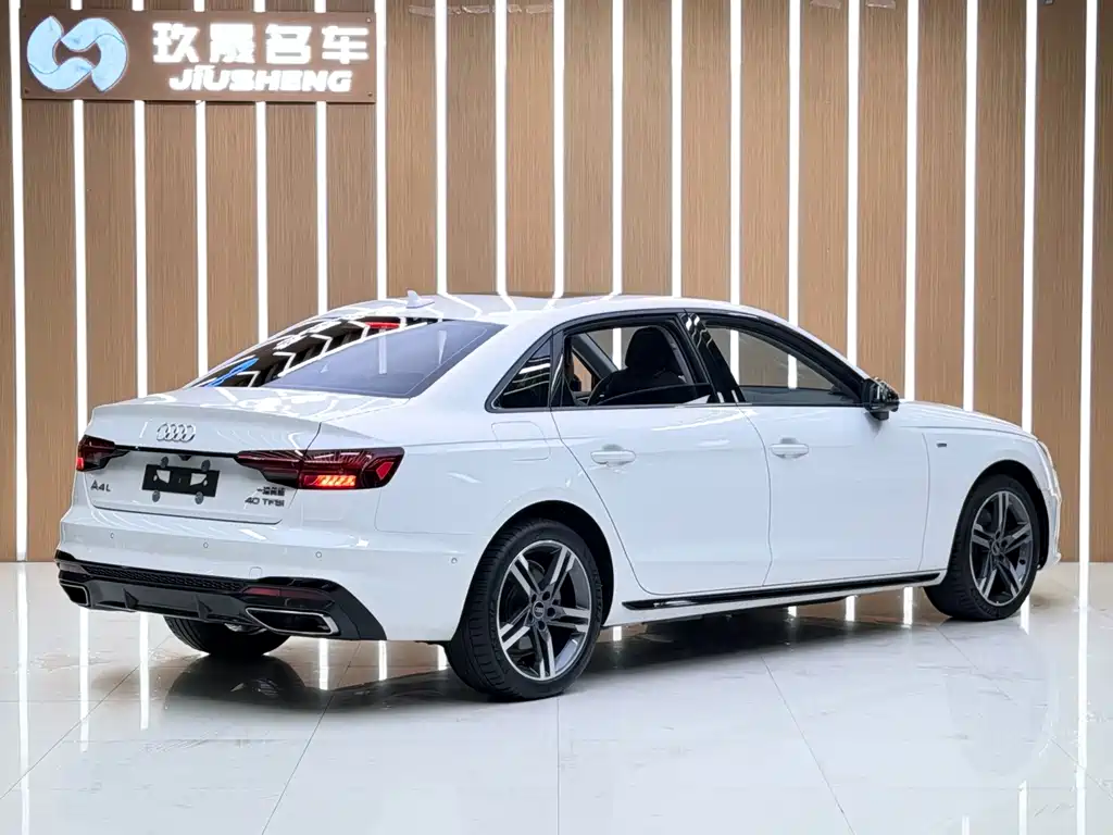 Audi A4L — миниатюра 21