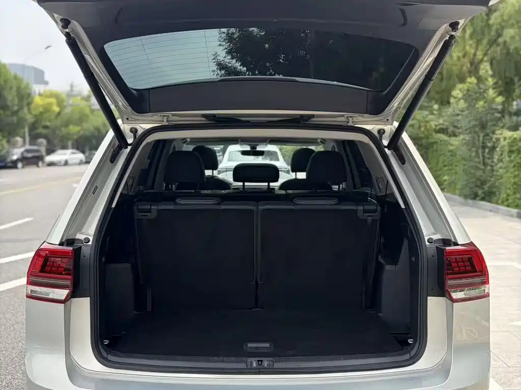 Volkswagen Teramont — миниатюра 18