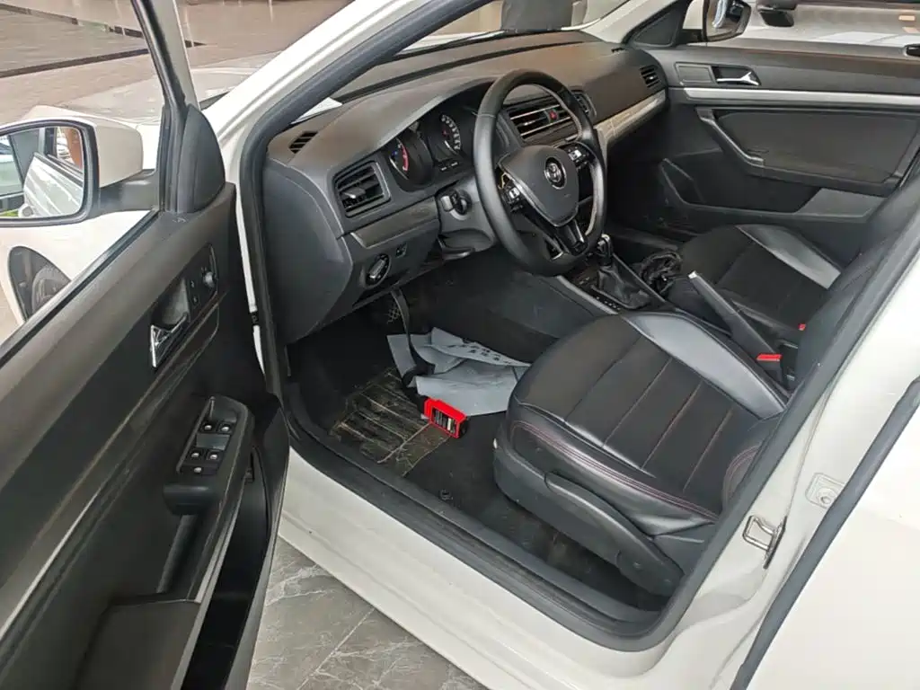 Volkswagen Lavida — миниатюра 16