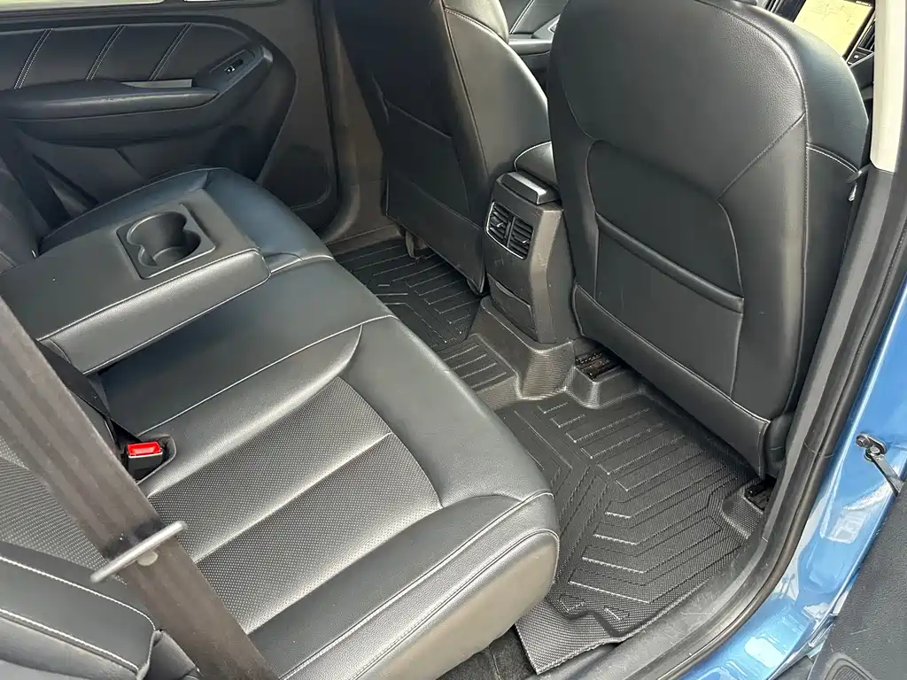 Roewe RX5 — миниатюра 13