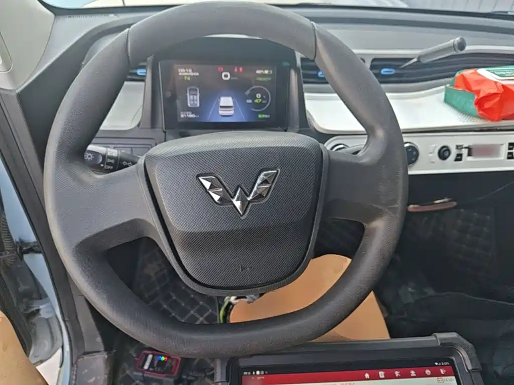 Wuling MINIEV — миниатюра 11