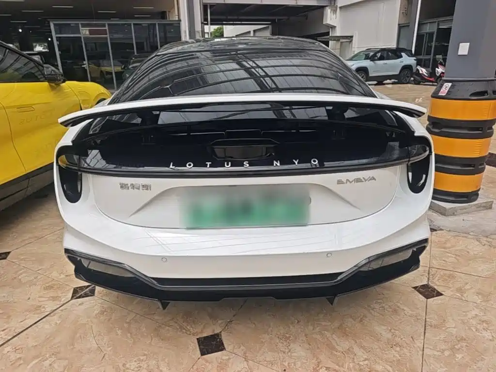 Lotus Emeya 2024 EMEYA L+