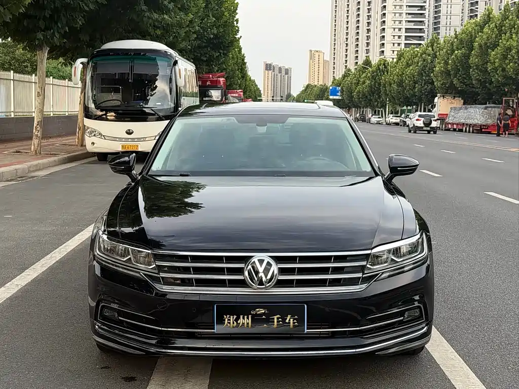 Volkswagen Phideon — миниатюра 2