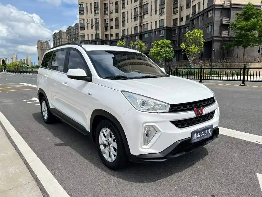 Wuling Hongguang S3 — миниатюра 3