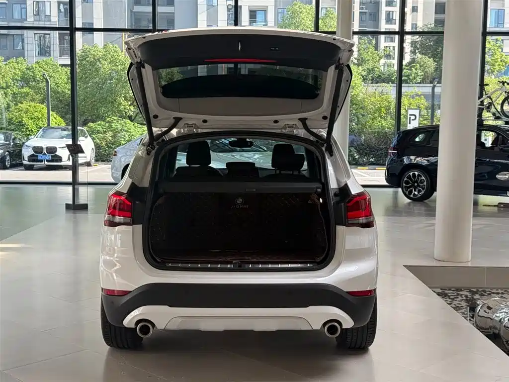 BMW X1 — миниатюра 6