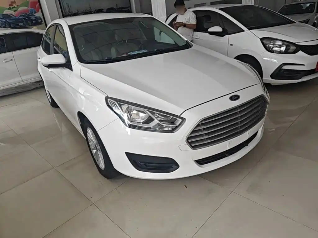 Ford Escort — миниатюра 4