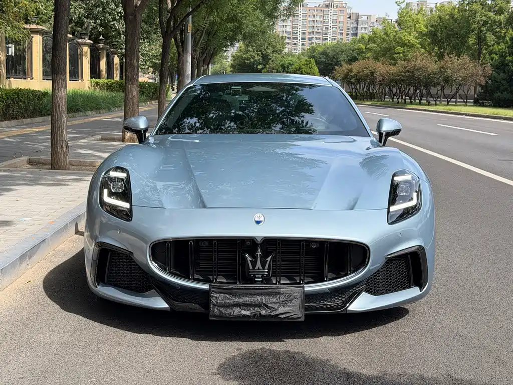 Maserati GranTurismo — миниатюра 2