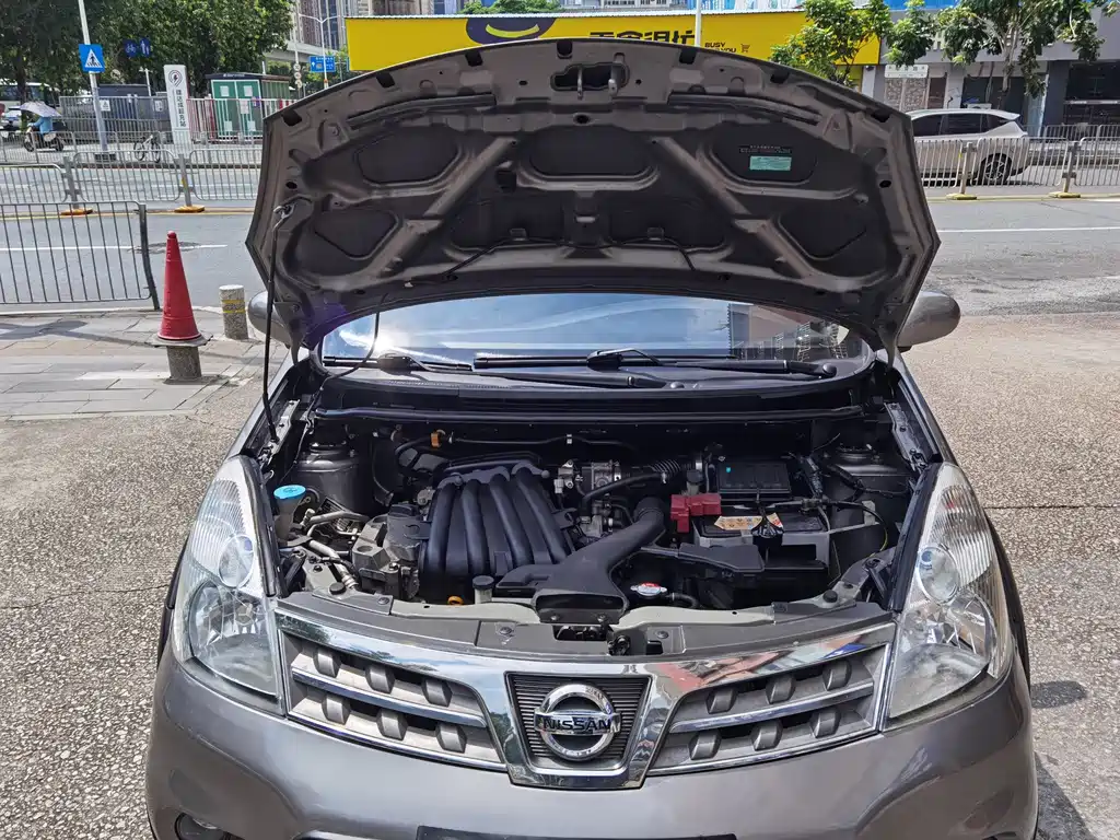 Nissan Livina — миниатюра 15
