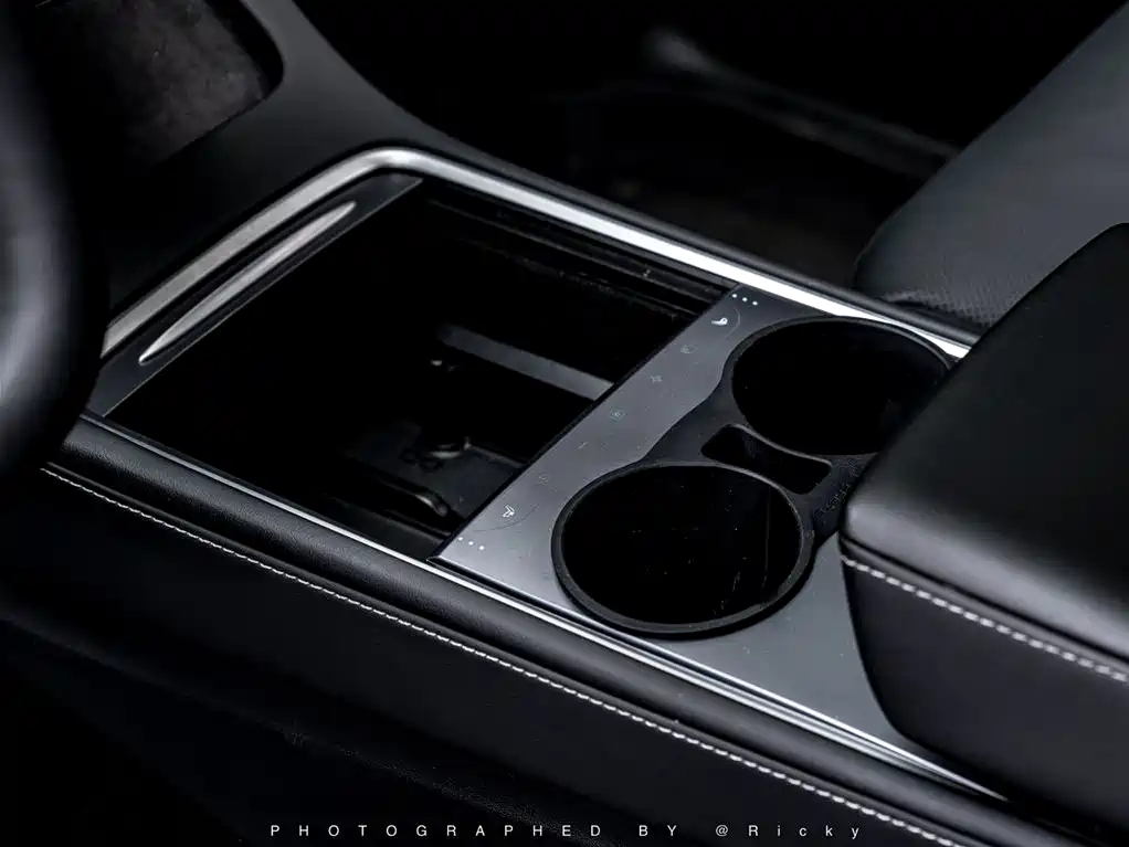 Tesla Model Y 2021 3D7