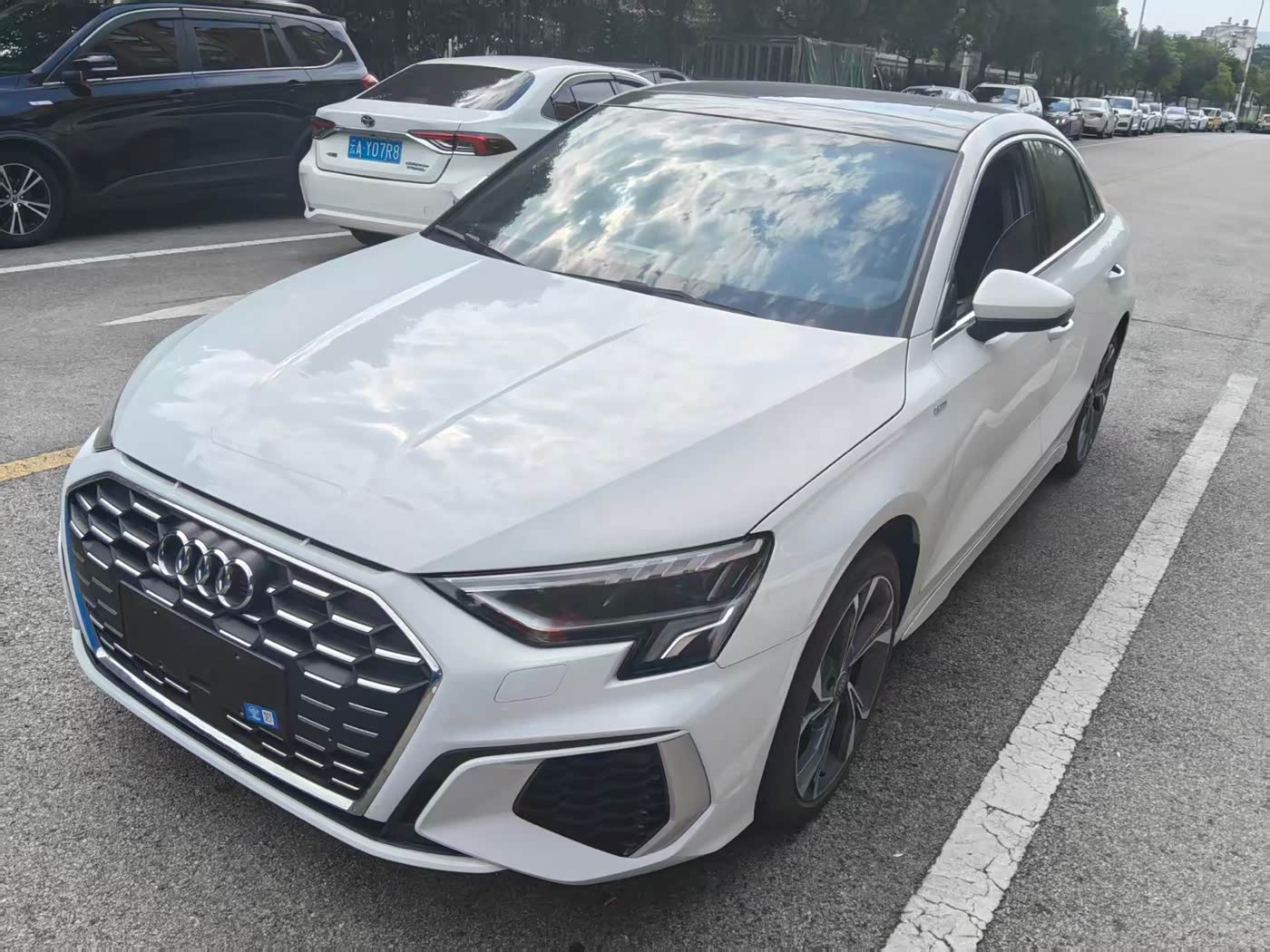 Audi A3 1.4 л 2025 г. Белый, пробег 8000 км