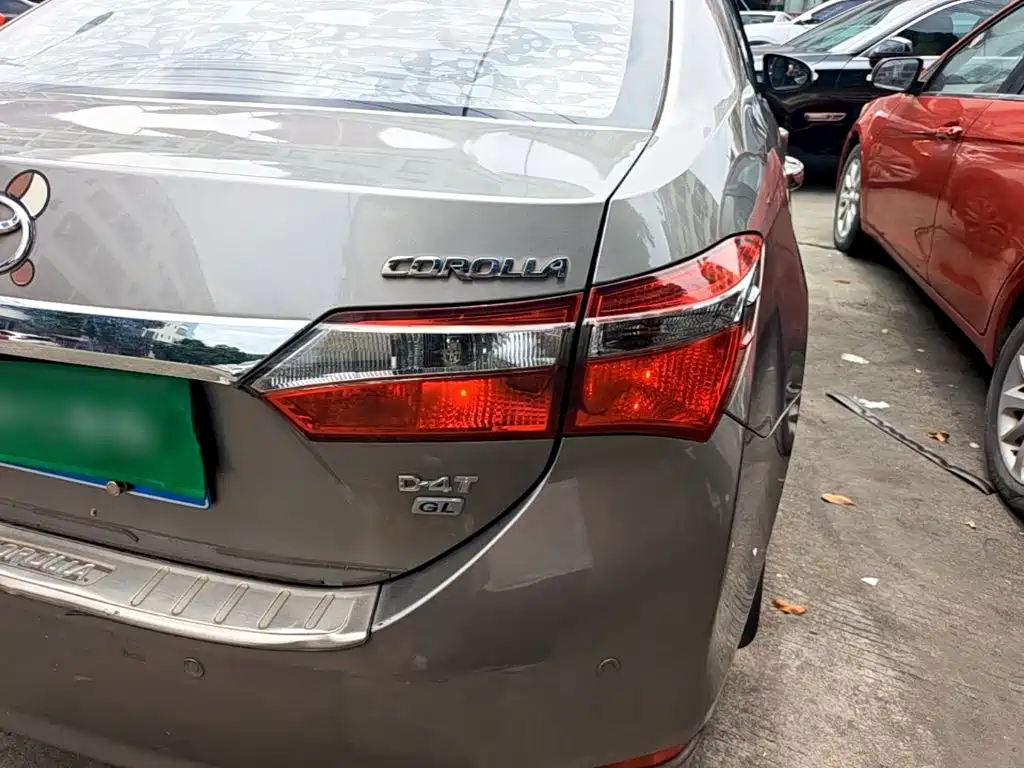 Toyota Corolla — миниатюра 8