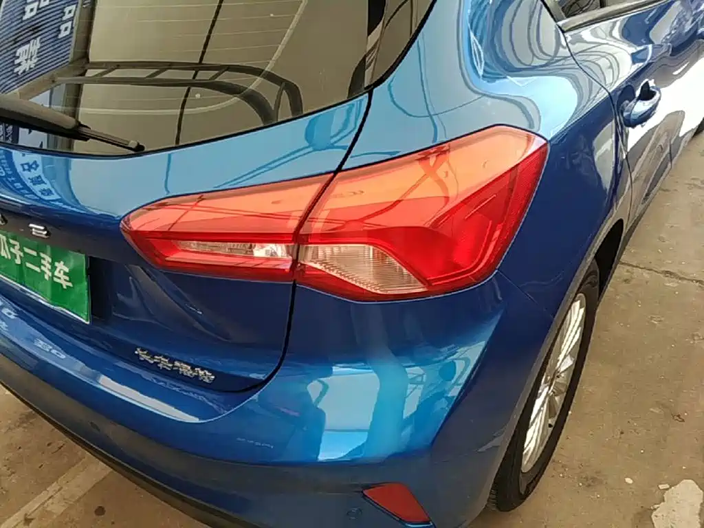 Ford Focus — миниатюра 8