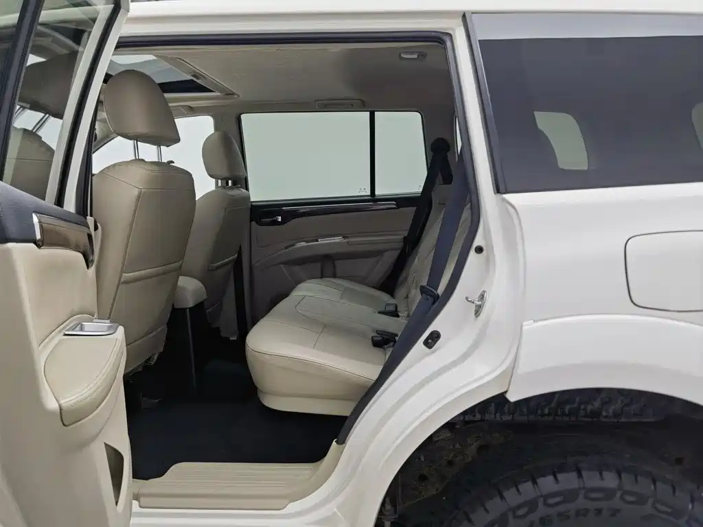 Mitsubishi Pajero Sport — миниатюра 15
