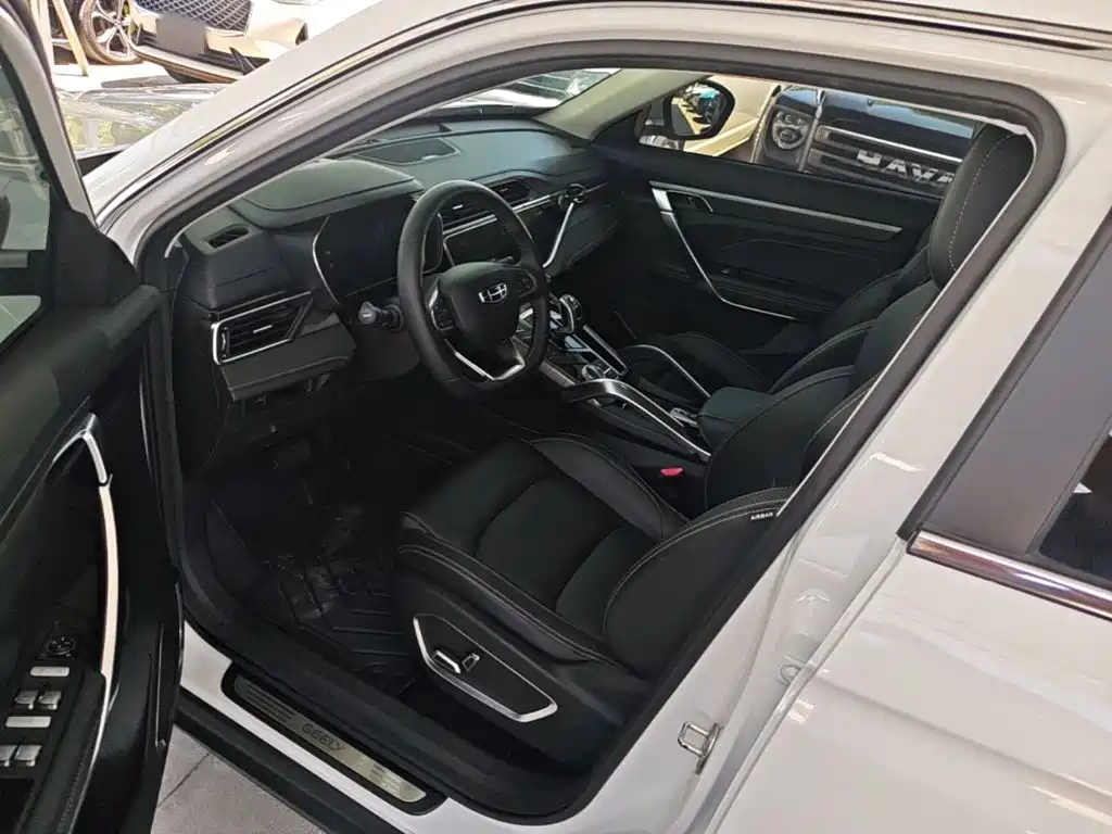 Geely Boyue — миниатюра 16