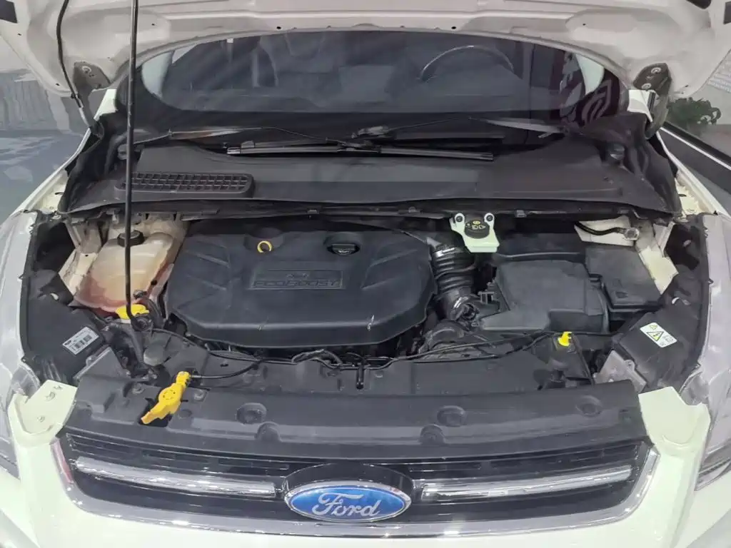 Ford Kuga — миниатюра 20