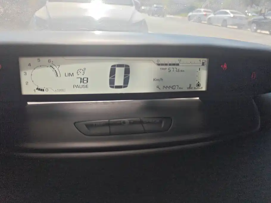 Citroen C-Quatre — миниатюра 14