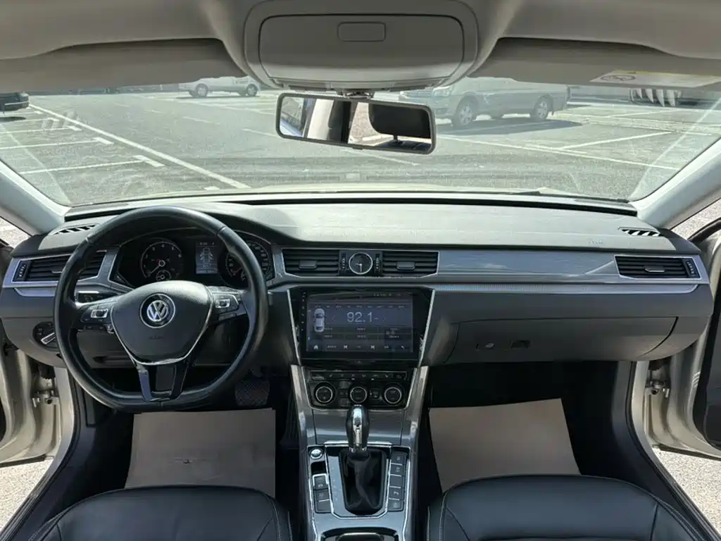 Volkswagen Passat — миниатюра 11