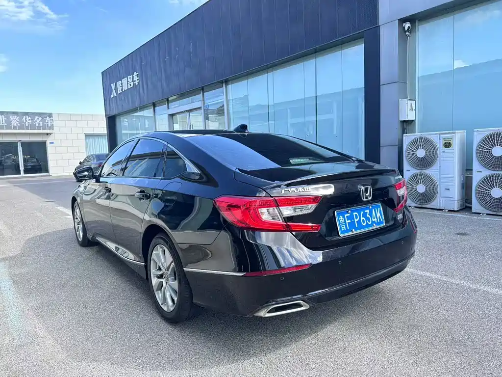 Honda Accord — миниатюра 4