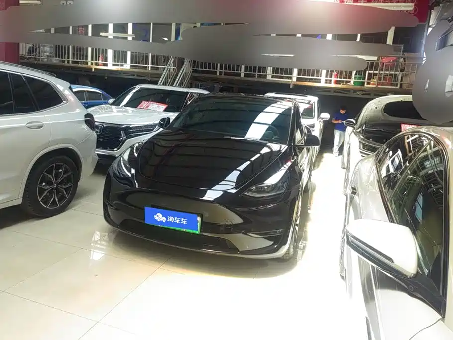 2022 Tesla Model Y - zdjęcie 1 z 16