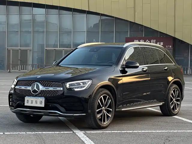 MERCEDES-BENZ GLC