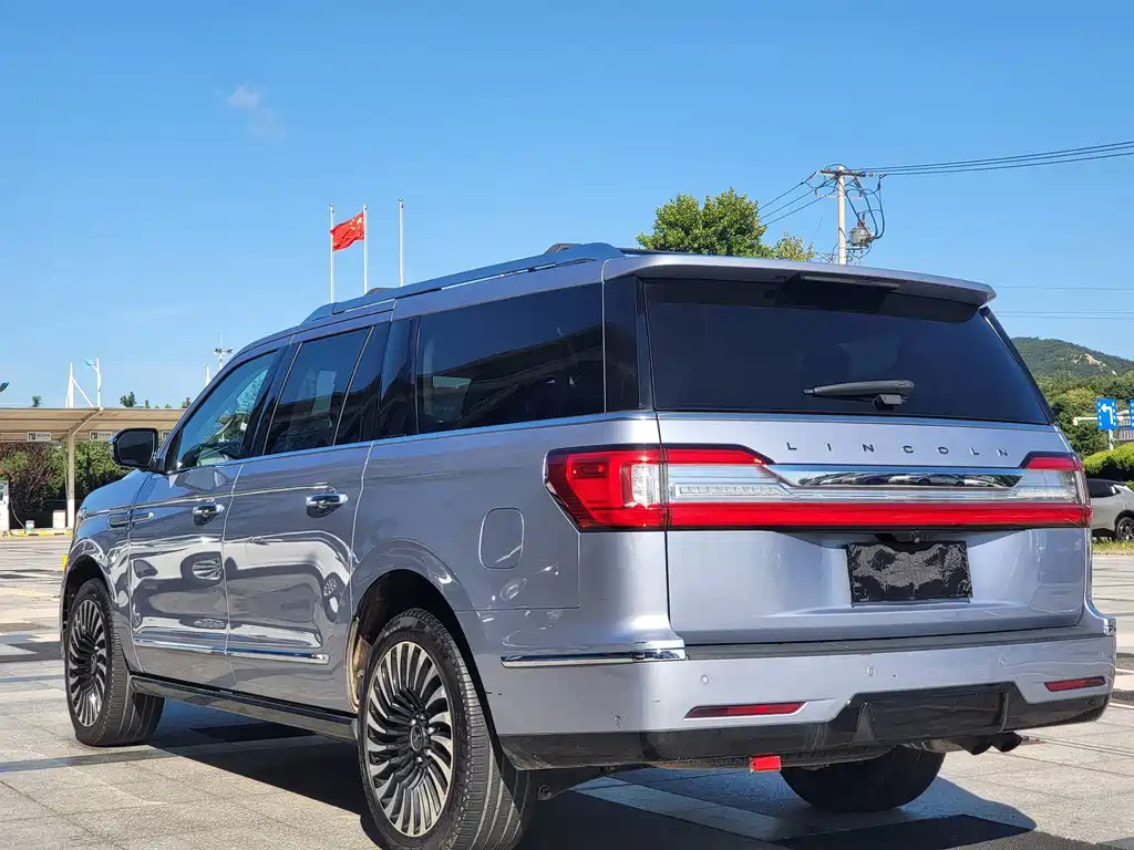 Lincoln Navigator — миниатюра 6