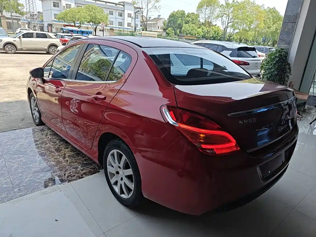 Peugeot 308 2014 1.6L AT