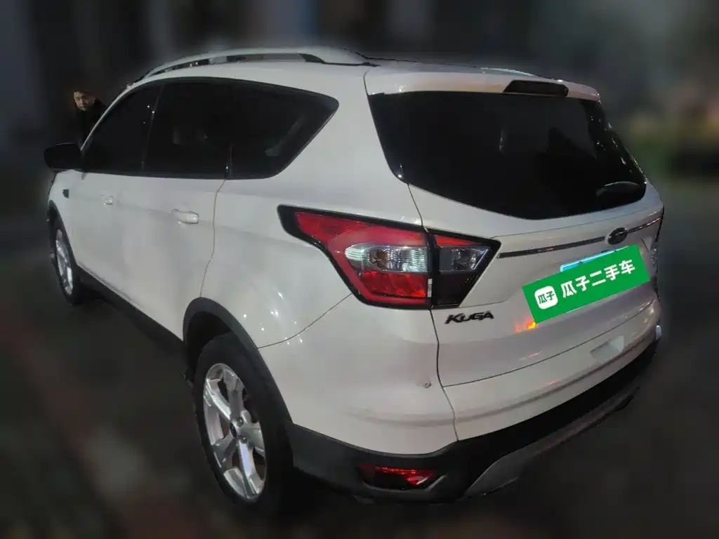 Ford Kuga — миниатюра 25