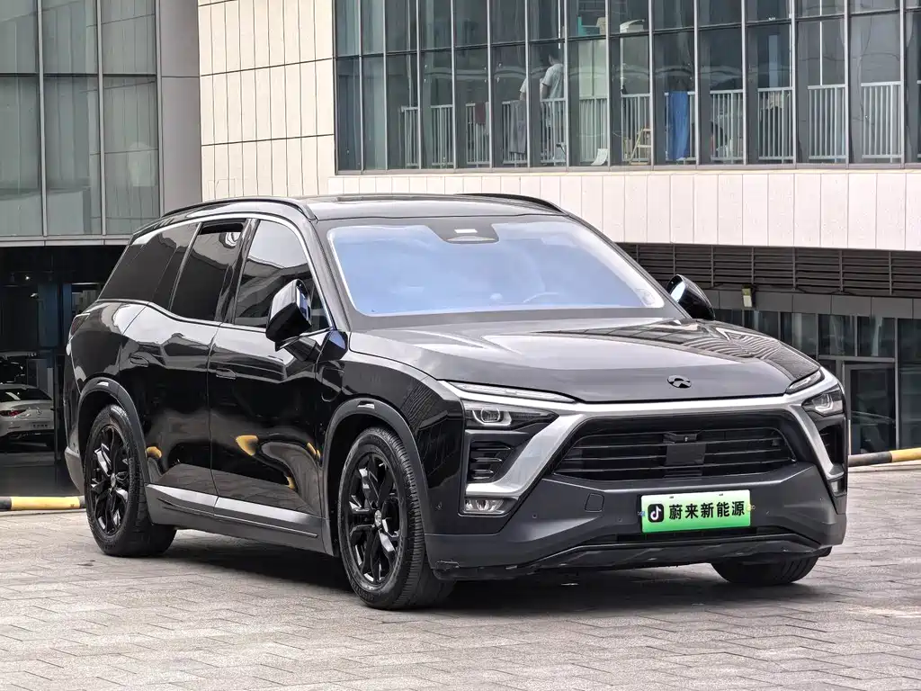 NIO ES8 2018 355KM мест