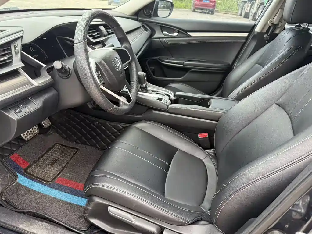 Honda Civic 2019 220TURBO CVT V