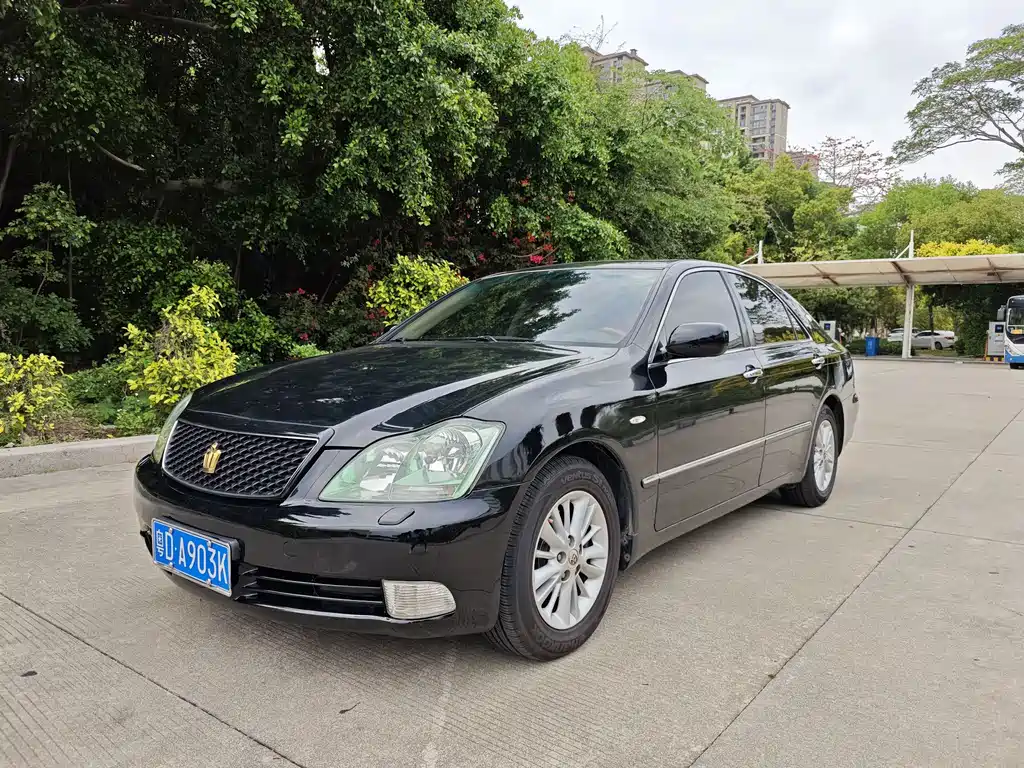 Toyota Crown 2008