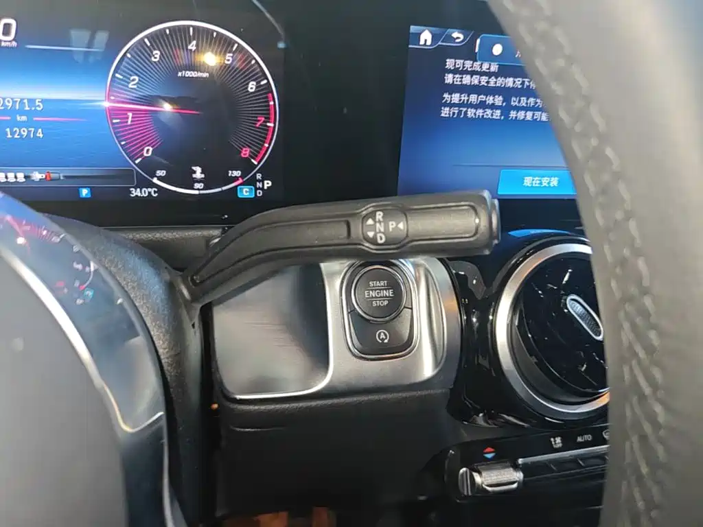 Mercedes-Benz GLB — миниатюра 14