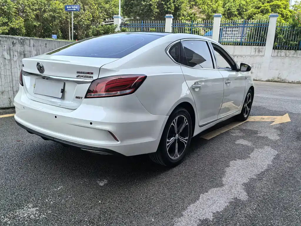 MG MG6 — миниатюра 7