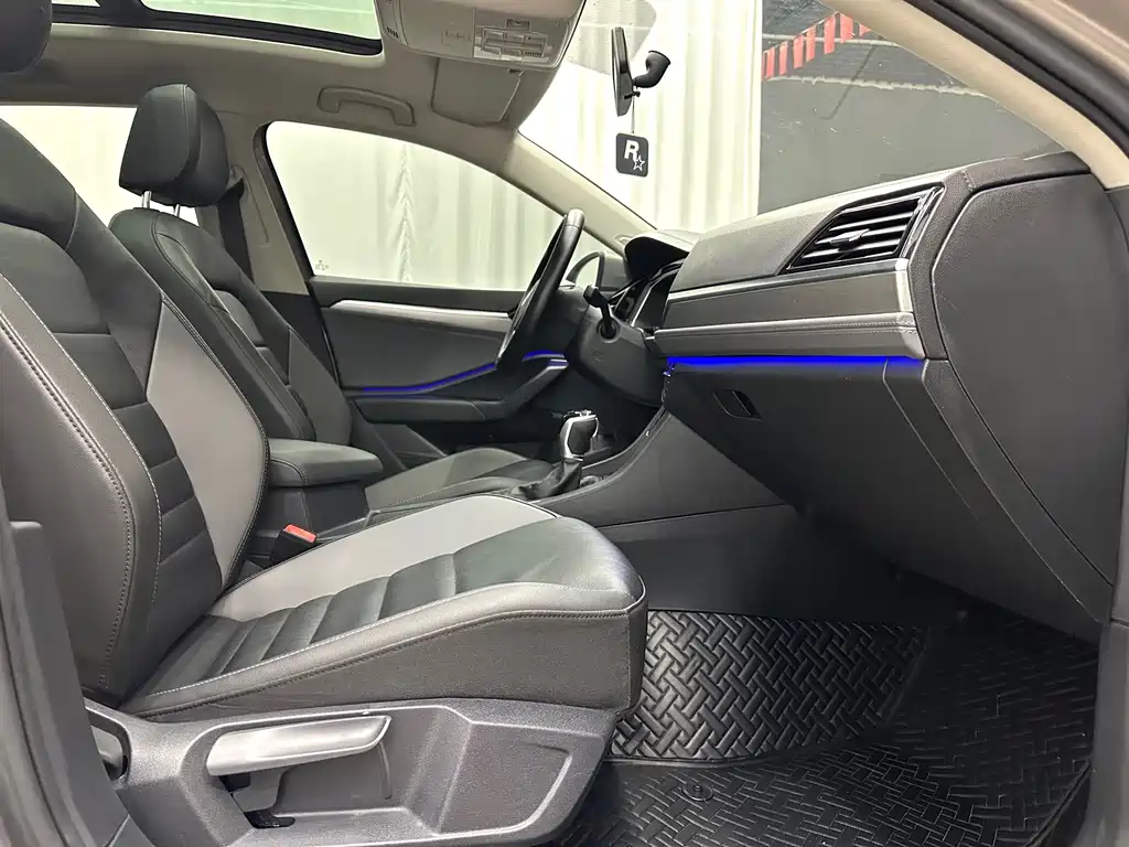 Volkswagen Sagitar — миниатюра 10