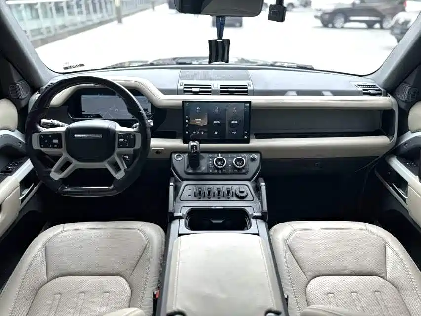 Land Rover Land Rover Defender 2022 90 2.0T P300