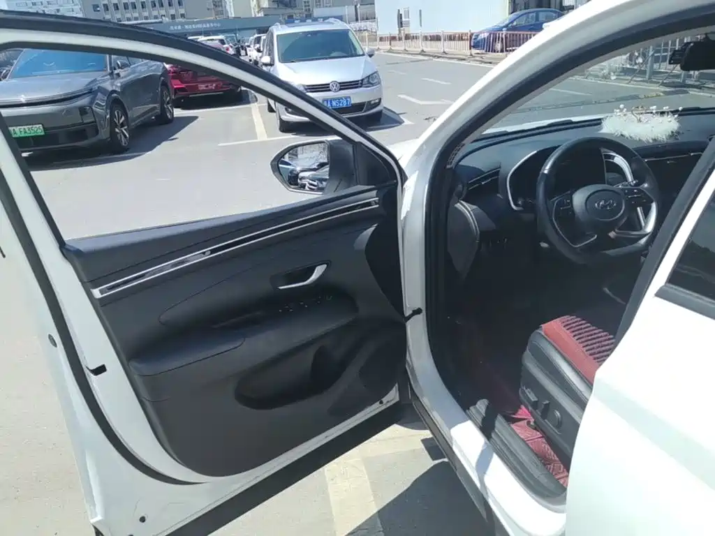 Hyundai Tucson — миниатюра 16