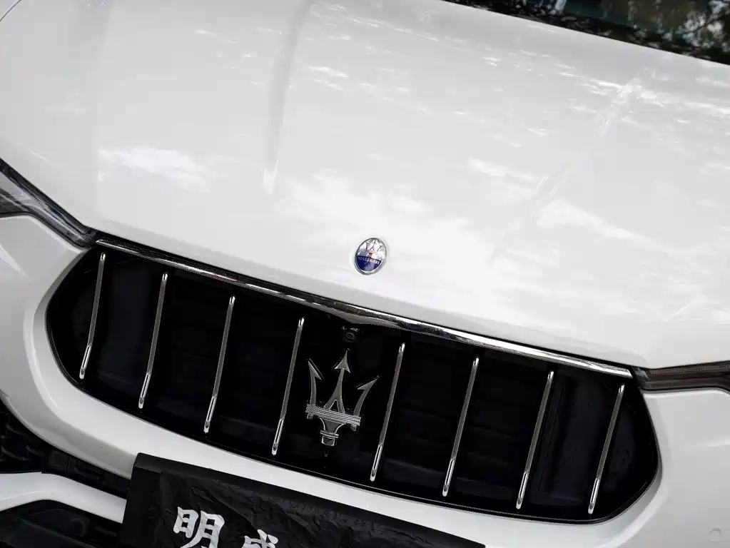 Maserati Levante — миниатюра 16
