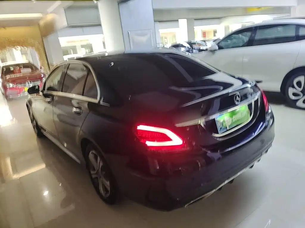 Mercedes-Benz C-Class — миниатюра 5