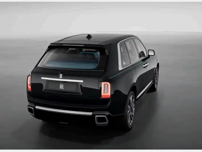 Rolls-Royce Cullinan — миниатюра 3