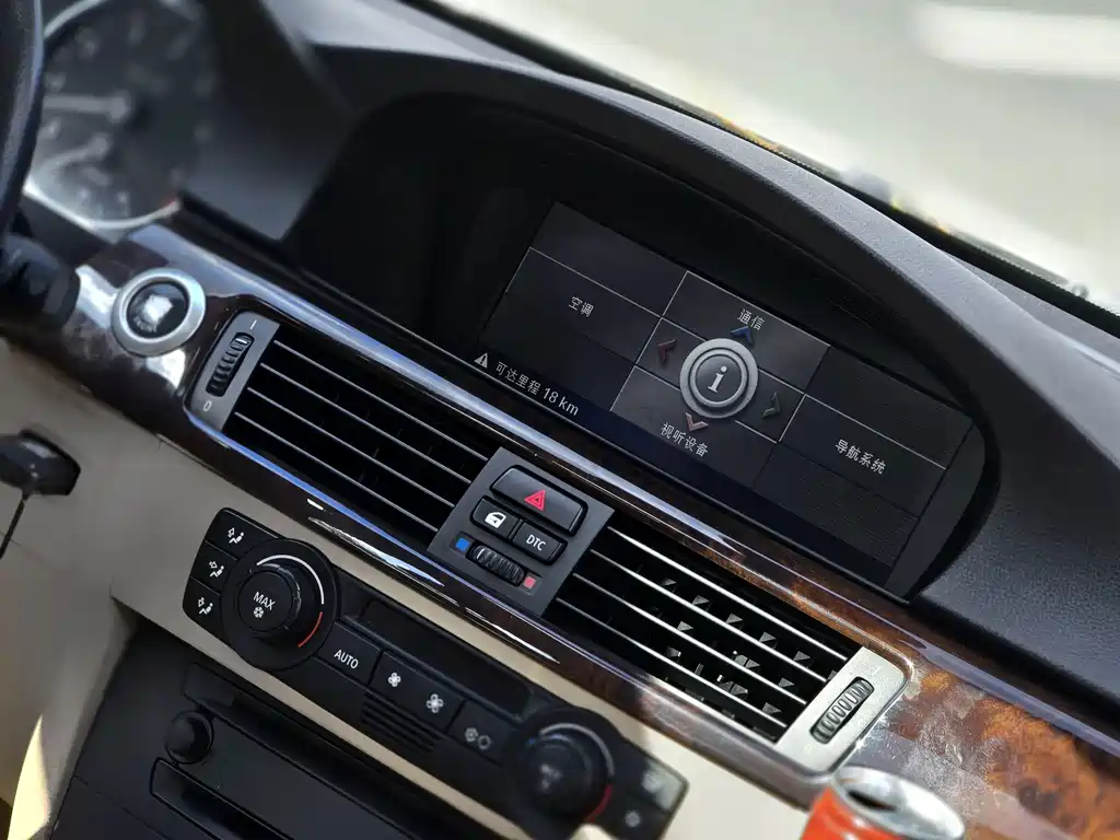 BMW 3 Series — миниатюра 14