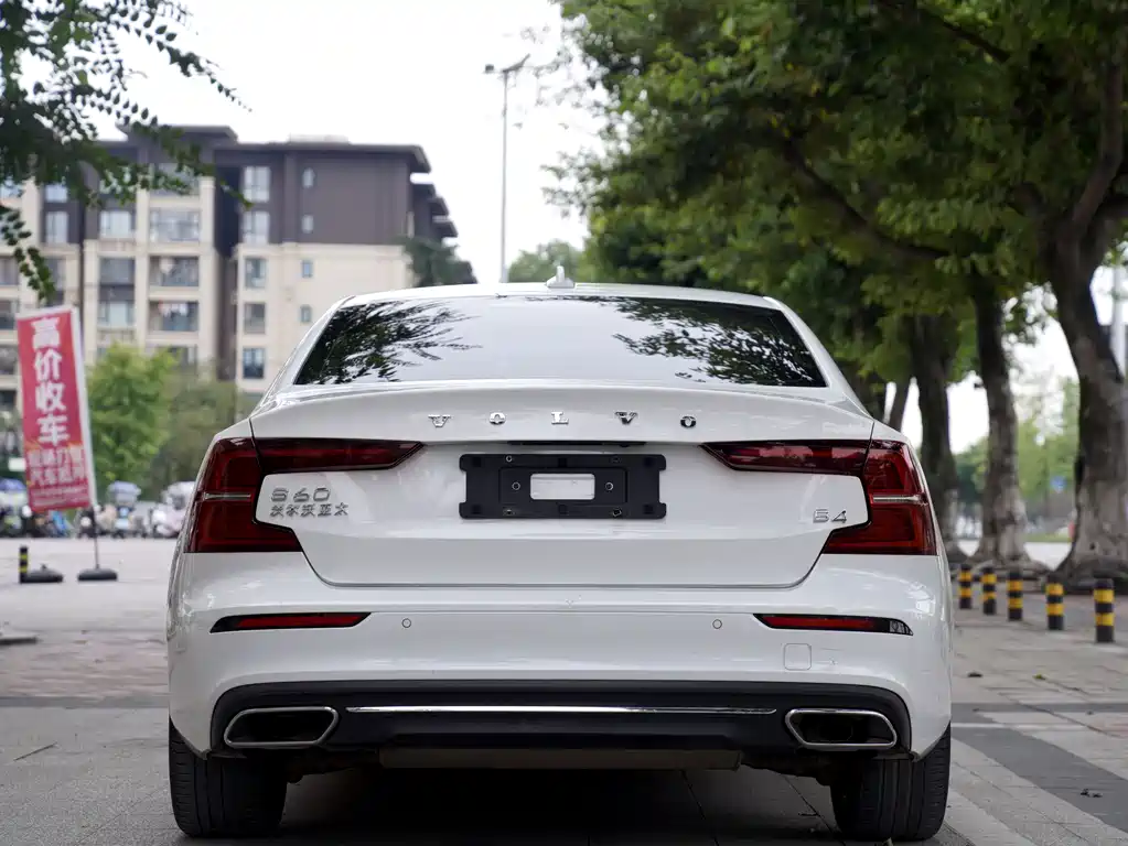 Volvo S60 — миниатюра 17