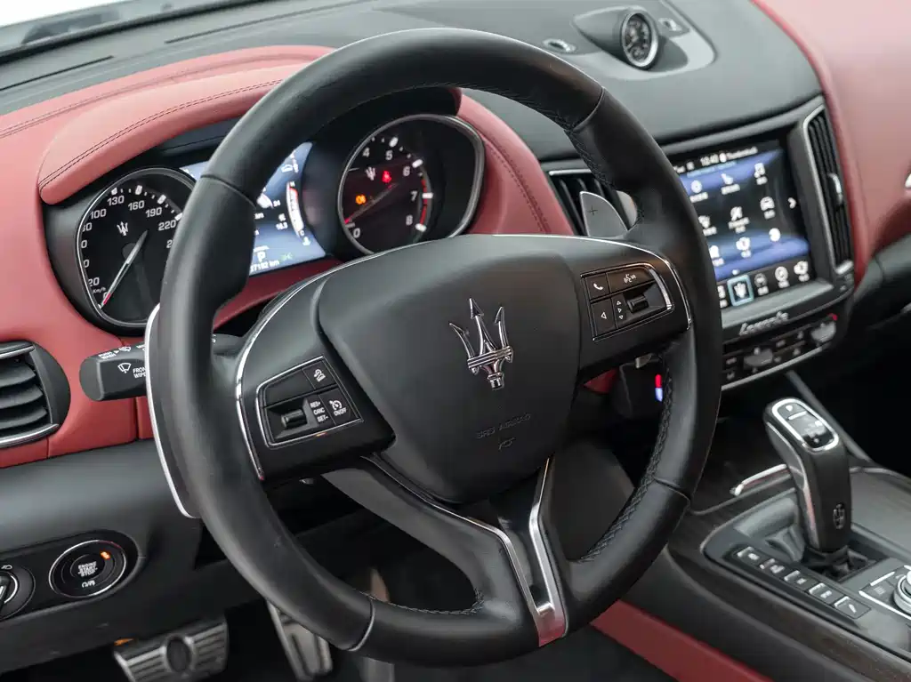Maserati Levante — миниатюра 16