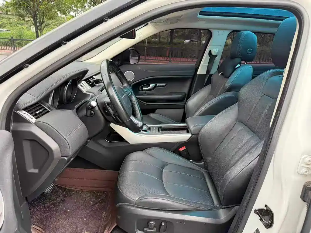 Land Rover Range Rover Evoque 2016 2.0T SE PLUS Smart